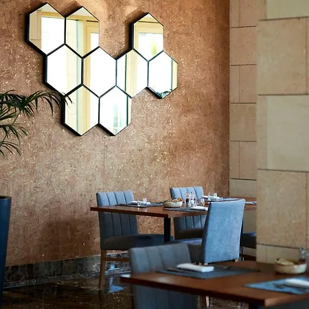 Anantara Family Friendly Ξενοδοχείο 5*